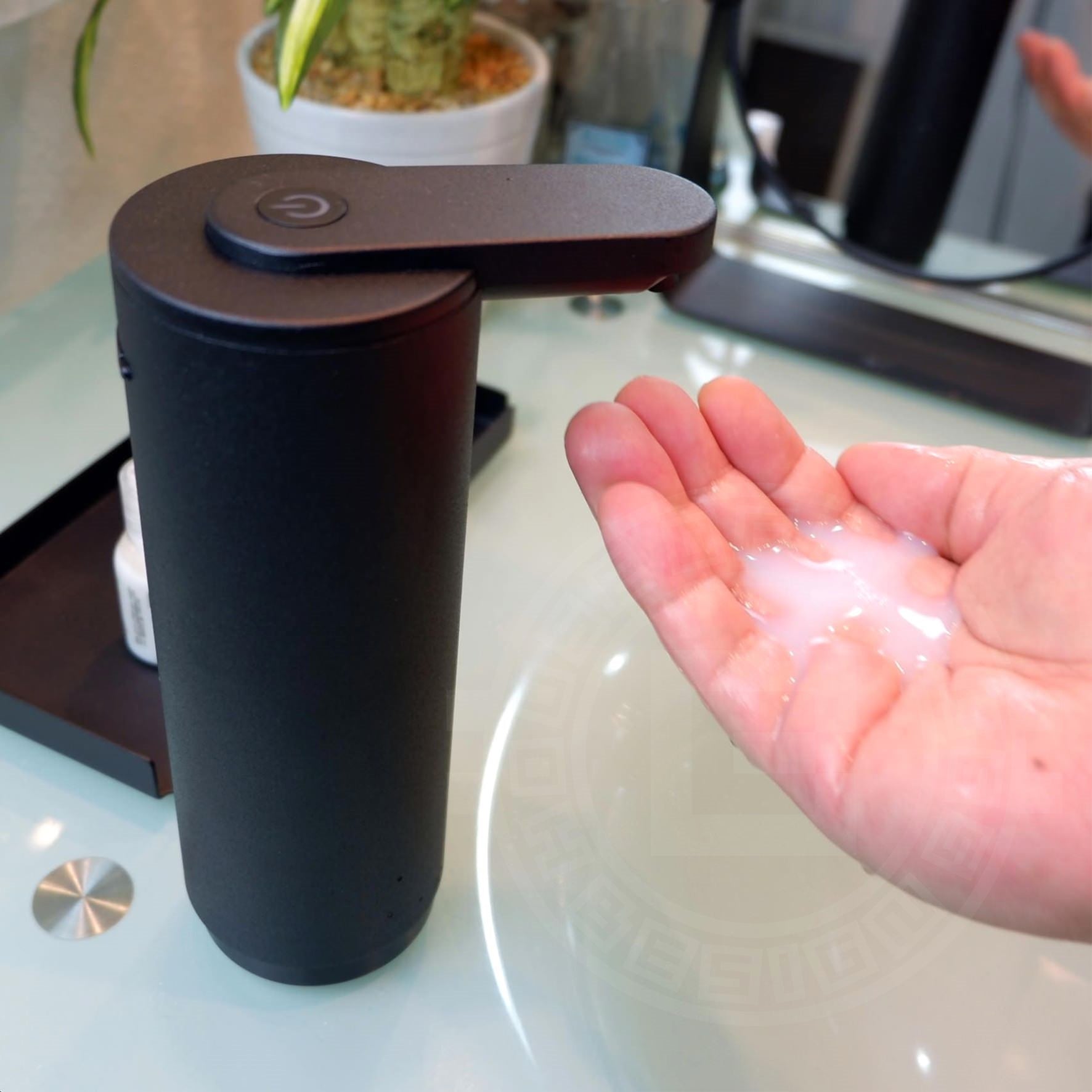 センサーリキッドディスペンサー|TERVO HL 液体ソープディスペンサー 充電式 置き型 高さ18.8cm 直径6.3cm 容量200ml 18/10ステンレス製 ヘアライン仕上げ 40542