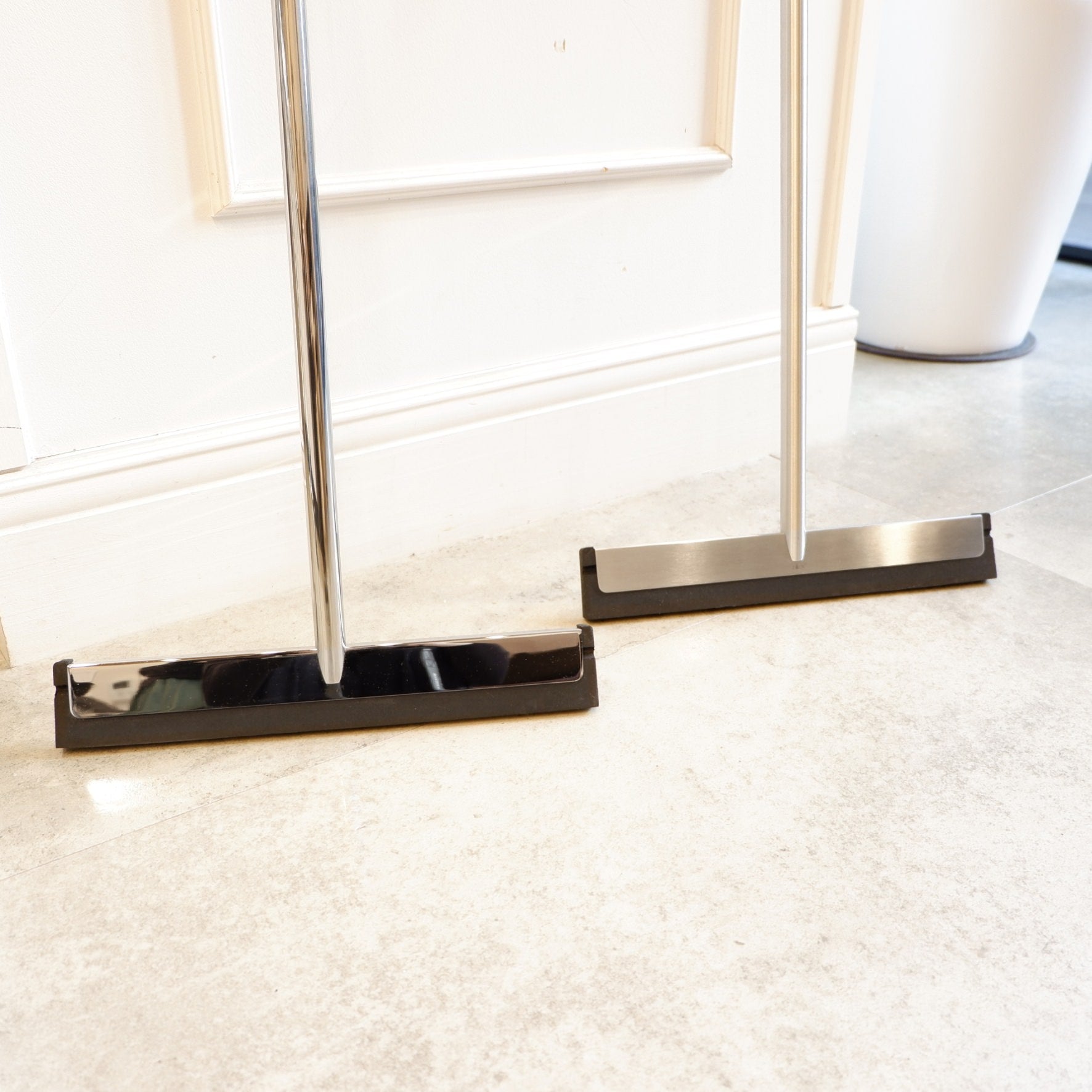 フロアスクイージー｜YEMO MP フロア用水取りワイパー 水切りワイパー 玄関用スクージー 長さ125cm 幅35cm 18/10ステンレス製 ミラーポリッシュ仕上げ 40151