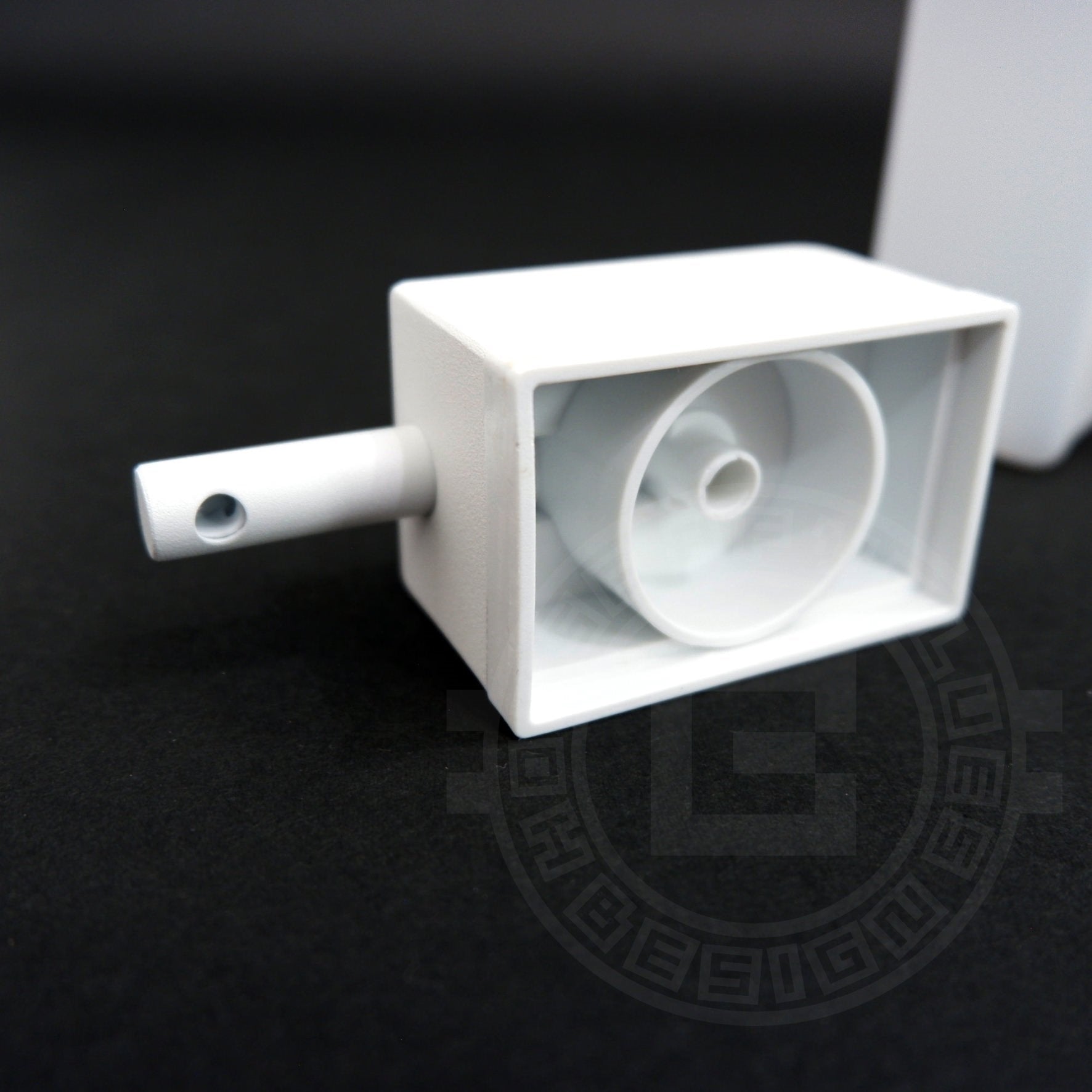 ソープディスペンサー｜LINEA MW 液体用ソープ リキッドソープ 壁設置タイプ 高さ16.7cm 幅4cm 奥行き10.8cm 190ml 18/10ステンレス製 マットホワイト 40840