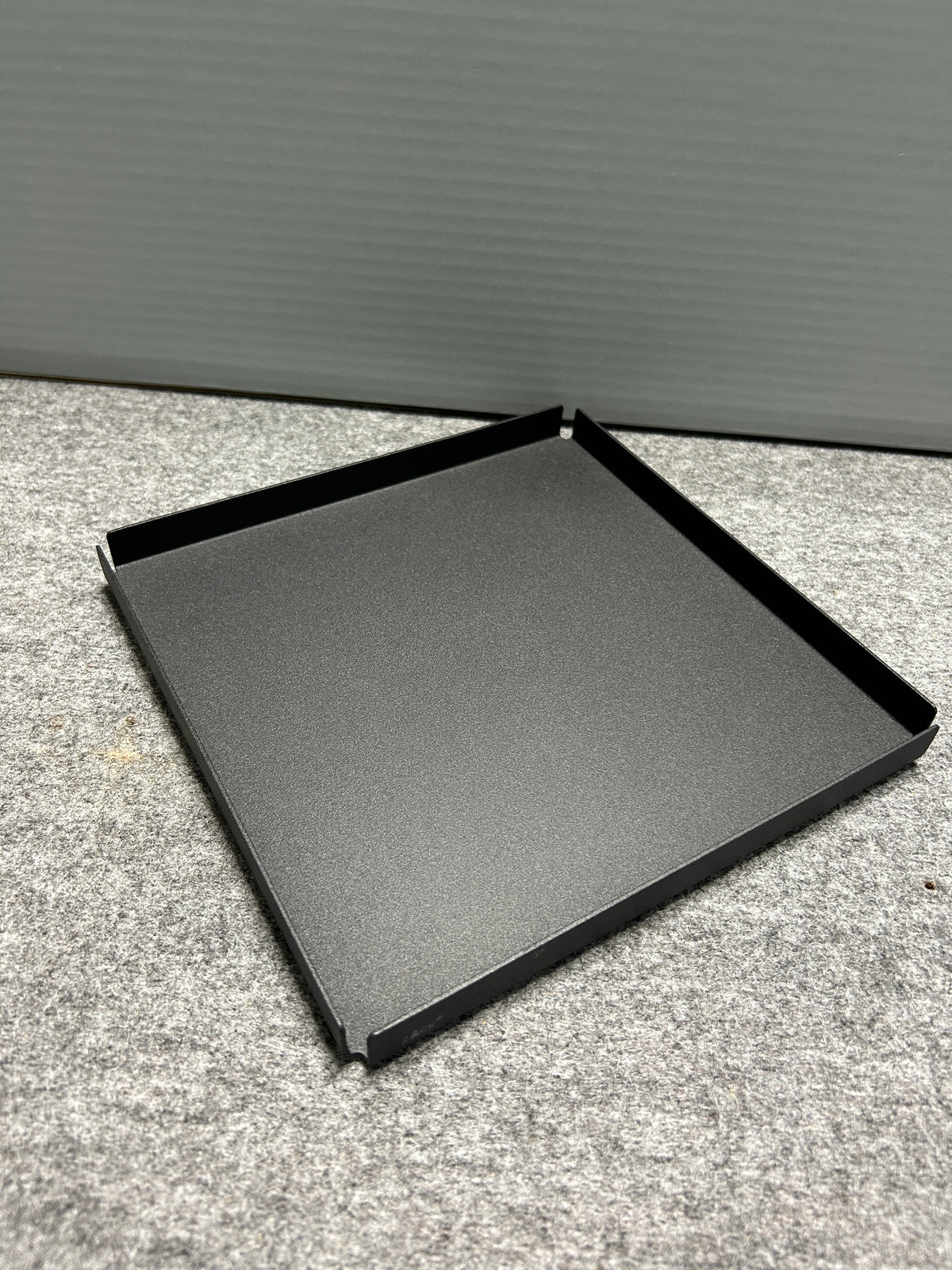 [SAMPLE] トレイL｜ZACK 40538 POTES MB 小物入れ コスメケース 洗面収納 幅20cm 高さ2cm 奥行き20cm 18/10ステンレス製 マットブラック [在庫あり]