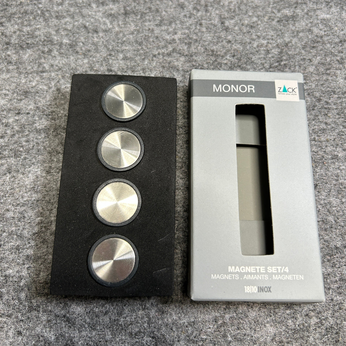 [SAMPLE] マグネットS 4個セット｜ZACK 30768 MONOR HL キッチンマグネット オフィス用マグネット ネオジム磁石 直径2cm 高さ1.1cm 18/10ステンレス製 ヘアライン仕上げ H2-3031 [在庫あり]