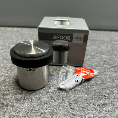 [SAMPLE] ドアストッパー｜ZACK 50617 ARGOS HL 玄関ストッパー 扉ストッパー 固定タイプ 戸当り 床付 直径5cm 高さ5cm 18/10ステンレス製 ヘアライン仕上げ [在庫有り]