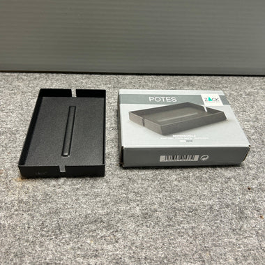 ZACK 40537Y ソープディッシュ：本体と商品パッケージを並べた状態